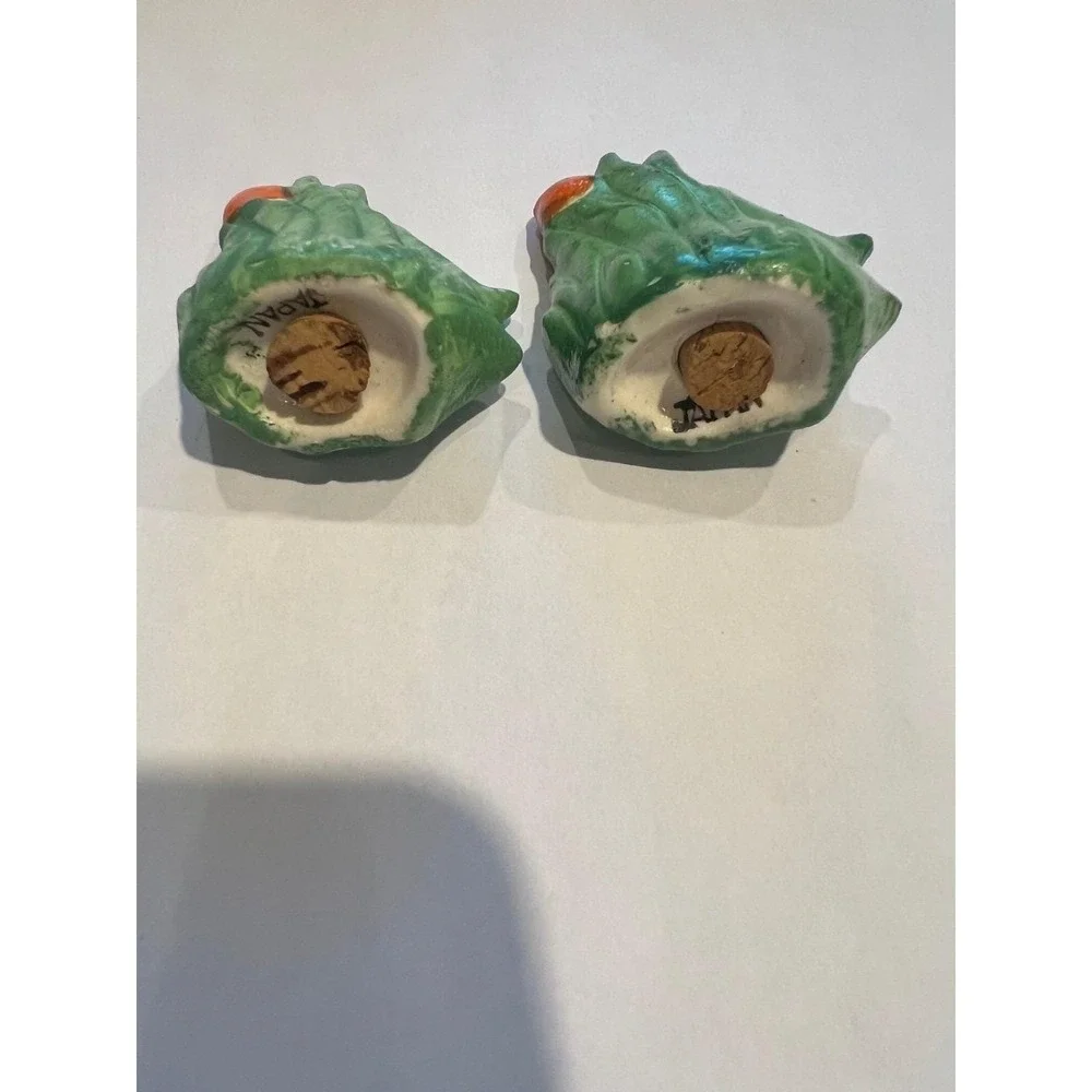Vintage‎ Flower Salt & Pepper Shakers Made in Japan